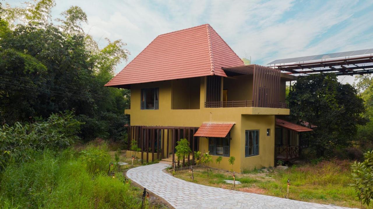 Vannraj Resort And Spa Khawāsa Exteriér fotografie