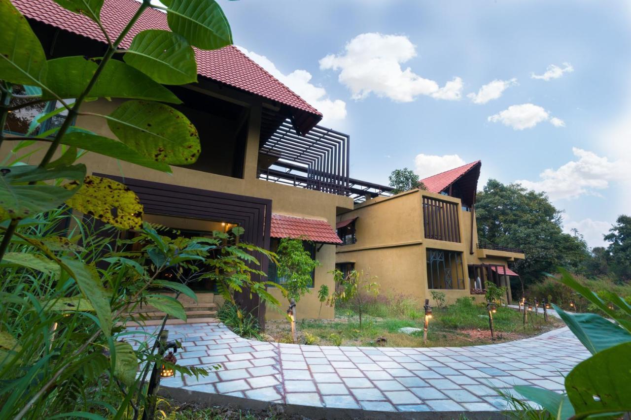 Vannraj Resort And Spa Khawāsa Exteriér fotografie