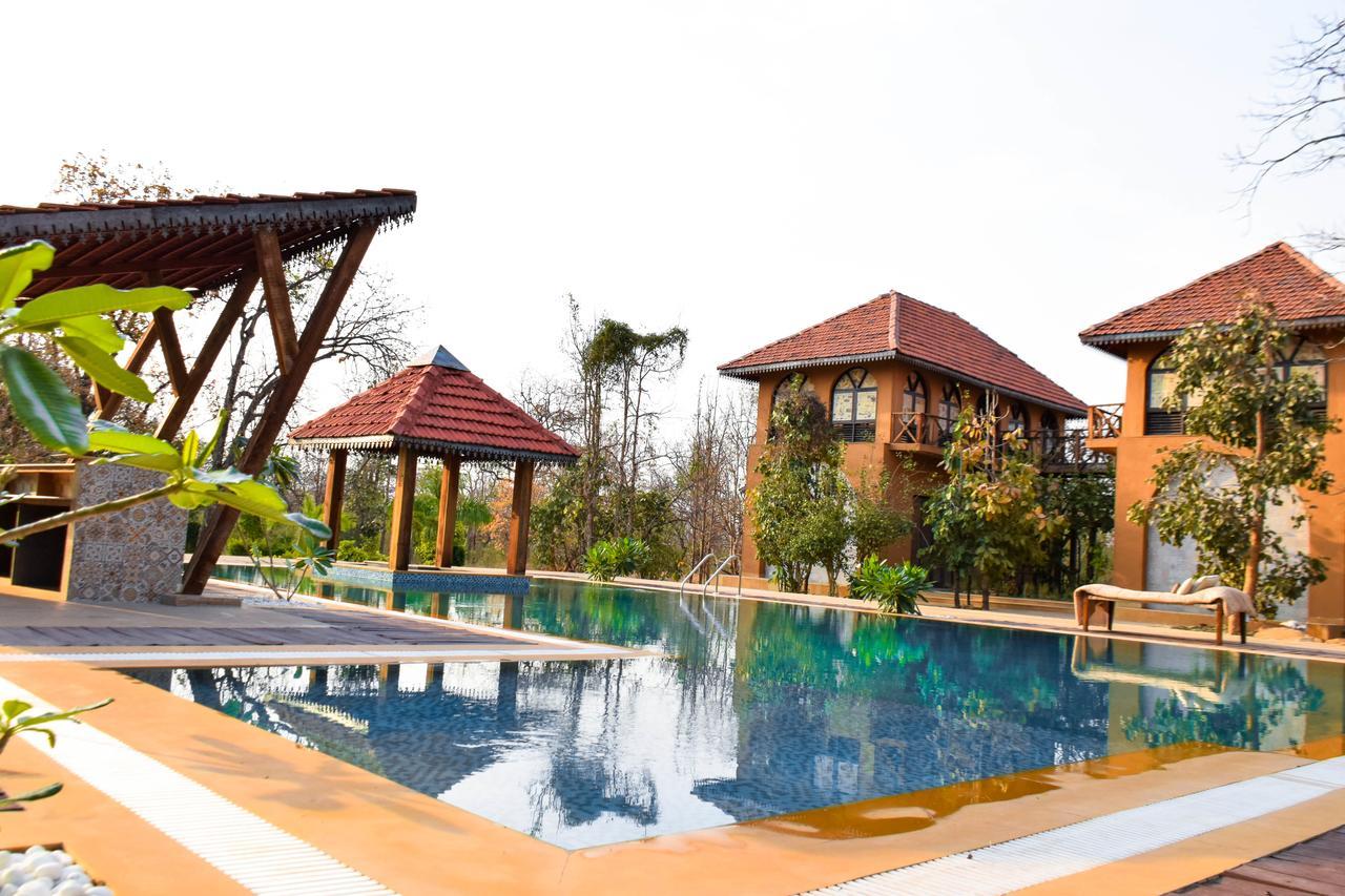 Vannraj Resort And Spa Khawāsa Exteriér fotografie